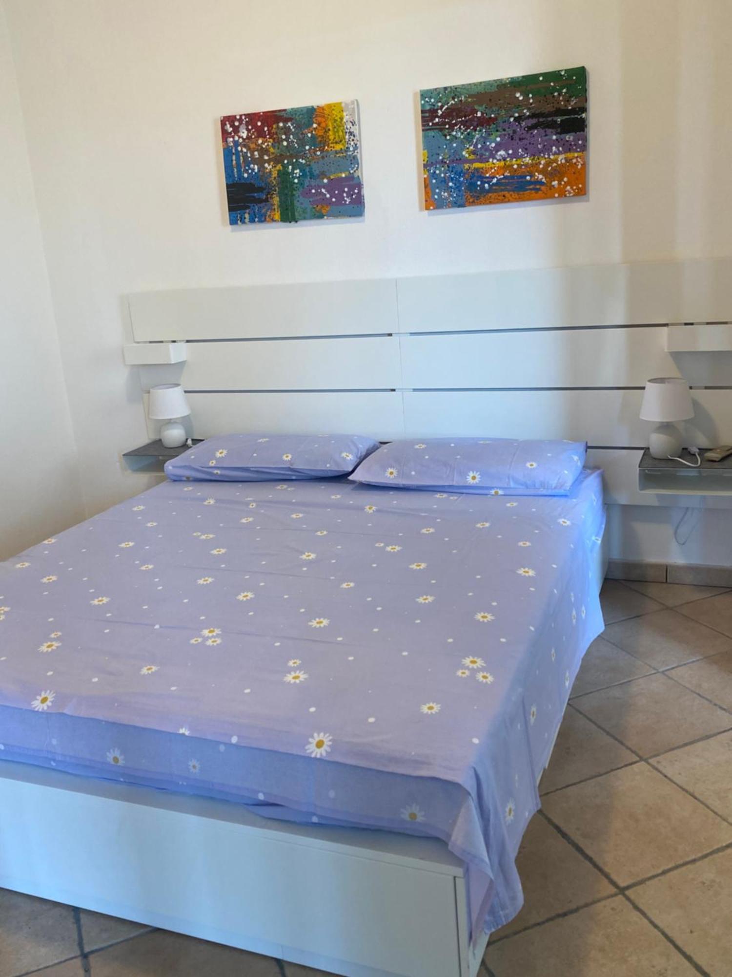 Salento - Accogliente Villetta Vacanze In Villaggio Con Piscina Vicino A Torre Lapillo Esterno foto